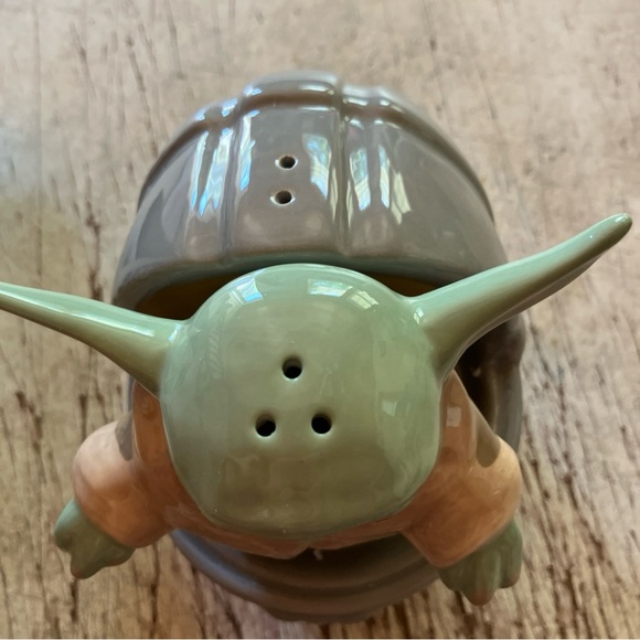 Star Wars   The child. Salt & pepper set - Picture 2 of 11